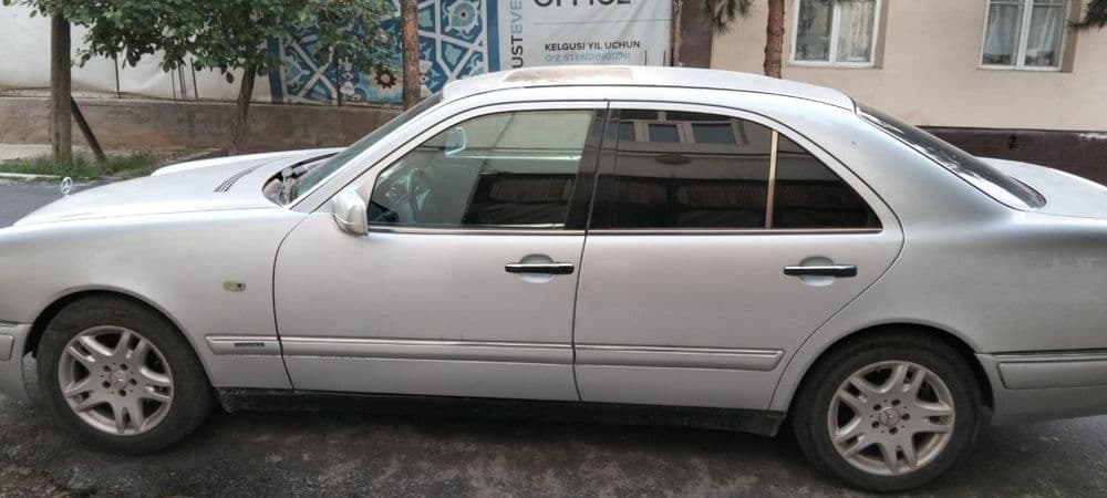 Mercedes w210 M111 автомат — 4