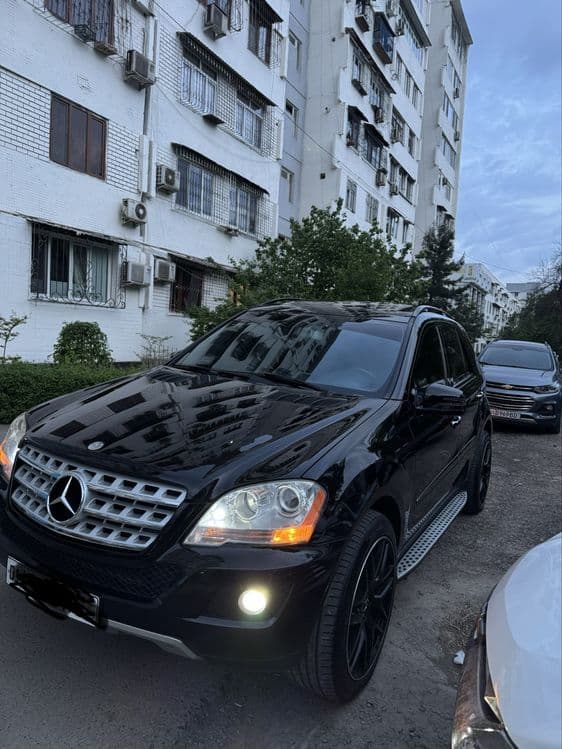 Mercedes Benz ML 350 — 1