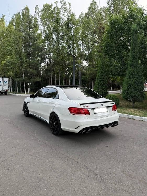 Mercedes Benz W212 E350 Restayling — 2