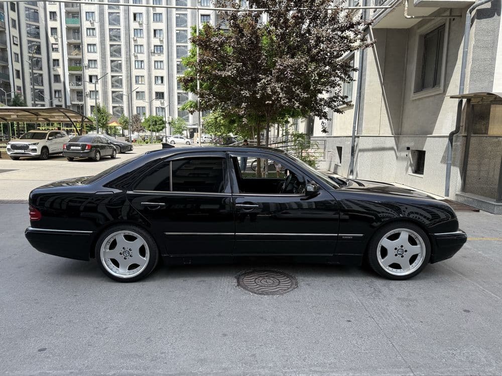 W210 Мерседес Бенц с красивым салоном! Проект — 3