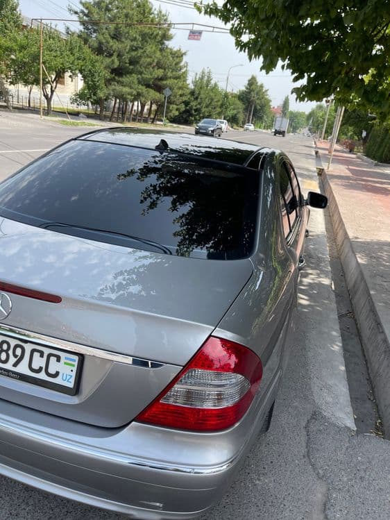 Mercedes Benz W211 — 4