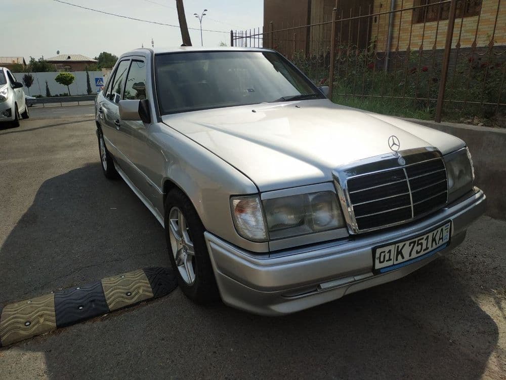 Продается Mercedes W 124 — 1