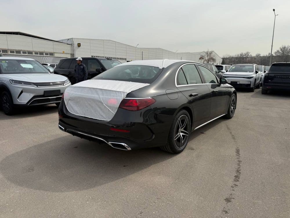 Продается новый Mercedes Benz E300 растаможенная — 3