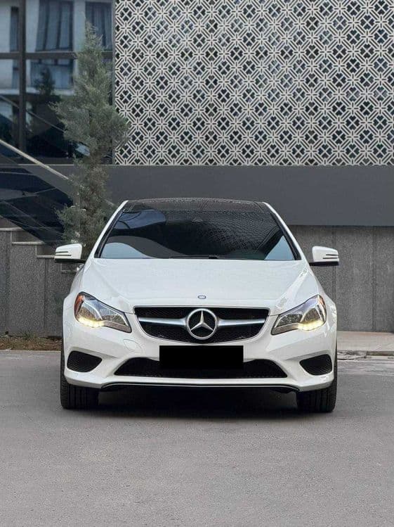 Sotuvda Mercedes - Benz E400 Coupe — 1