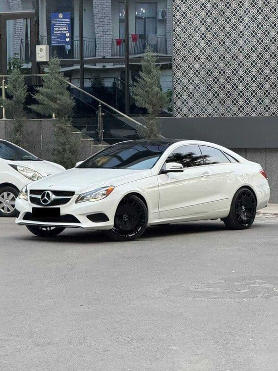 Sotuvda Mercedes - Benz E400  Coupe — 2