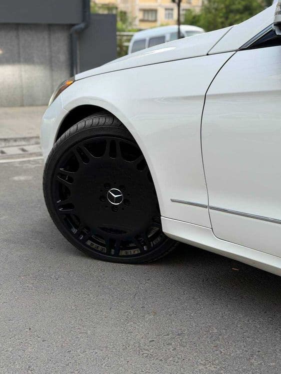 Sotuvda Mercedes - Benz E400  Coupe — 3