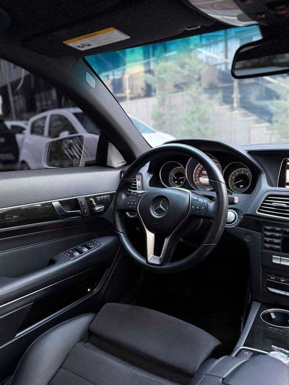 Sotuvda Mercedes - Benz E400  Coupe — 5