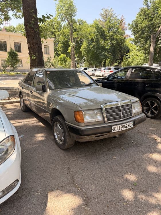 Mercedes-benz w124 — 1