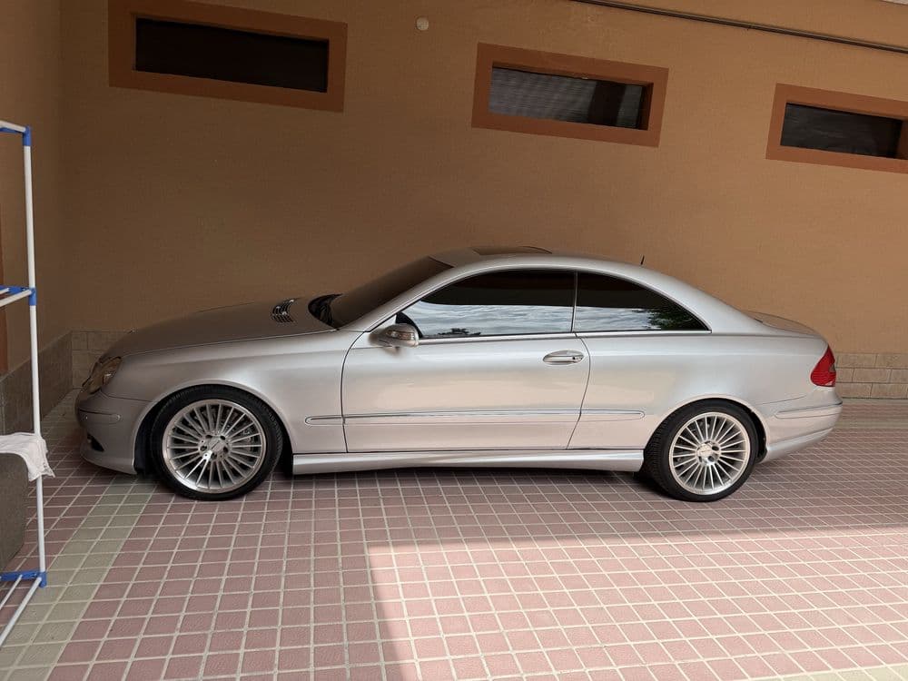 Mercedes Benz CLK 550 — 2