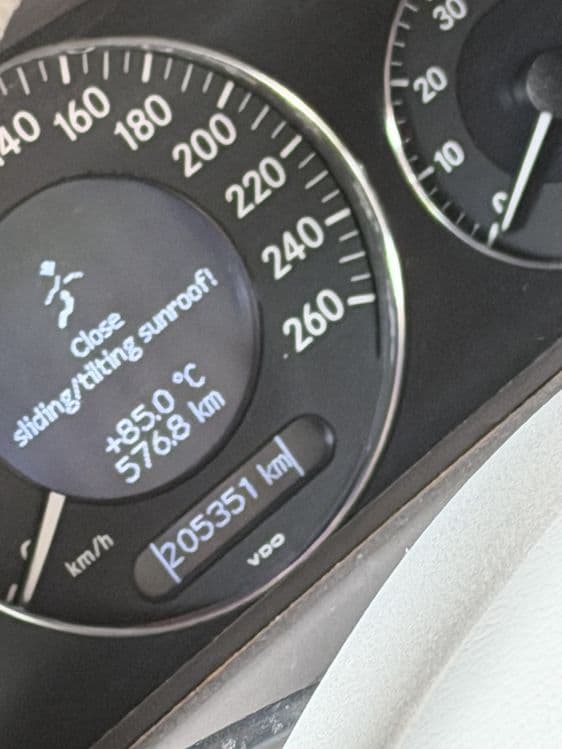 Mercedes Benz CLK 550 — 4