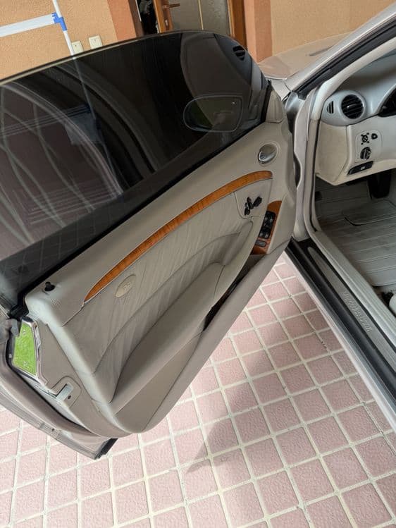 Mercedes Benz CLK 550 — 5