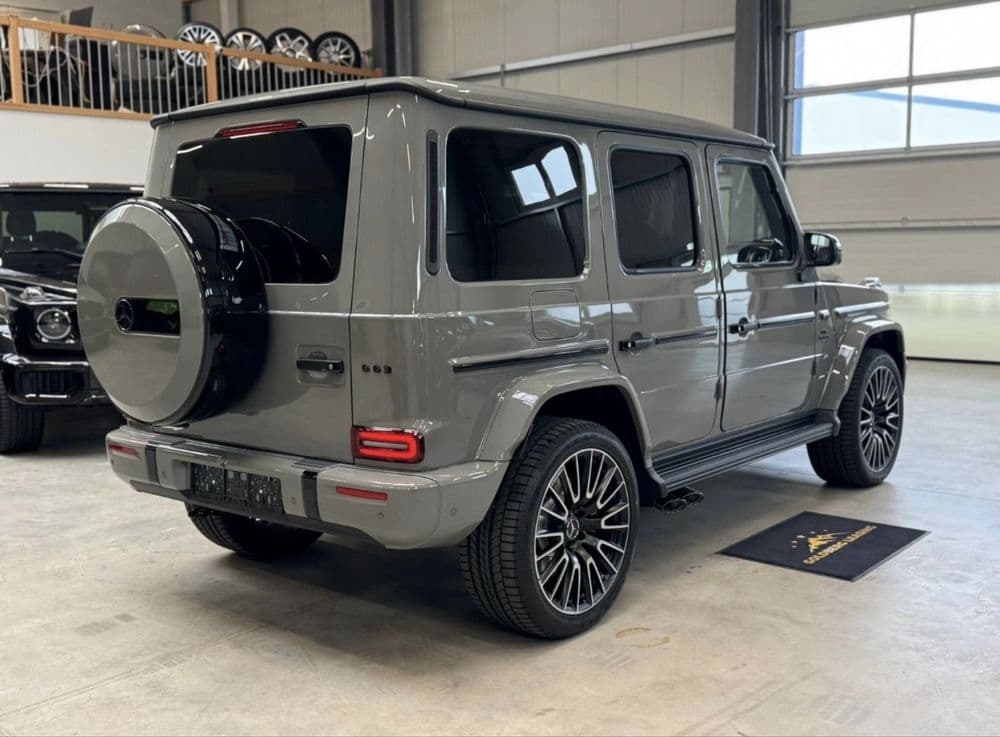 Mercedes-Benz G 63 AMG Full Carbon — 3