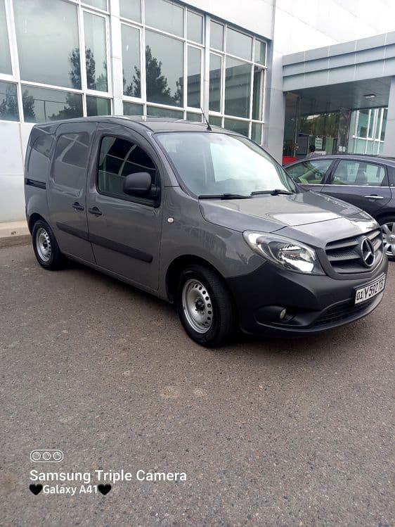 Mercedes citan furgon . — 1