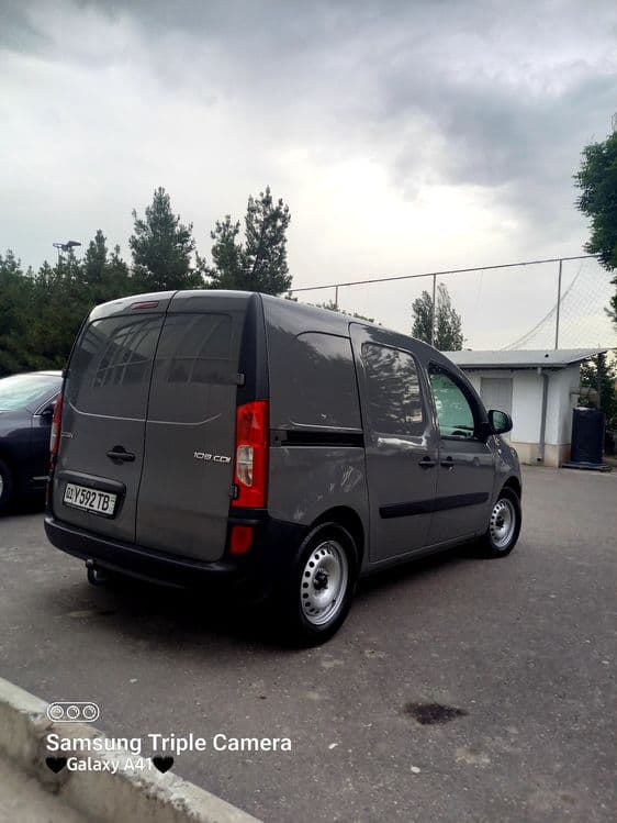 Mercedes citan furgon . — 2