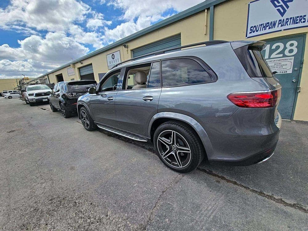 2025 Mercedes-Benz GLS 450 4MATIC — 3