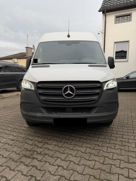Mersedec benz sprinter — 1