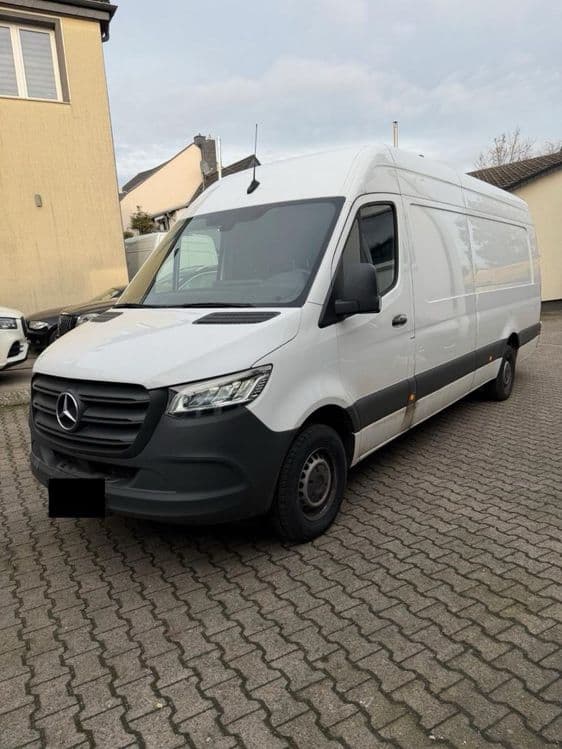 Mersedec benz sprinter — 3