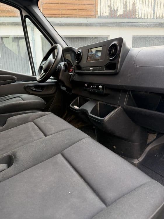 Mersedec benz sprinter — 7