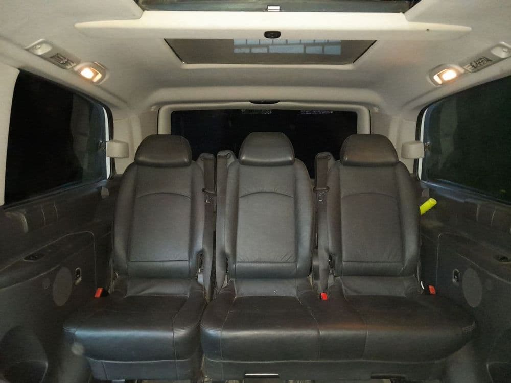Mercedes Benz Viano — 2