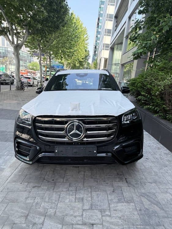Mercedes-Benz 450 GLS 2026 — 1