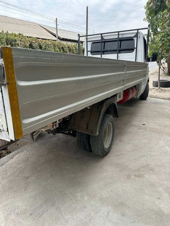 Mercedes benz sprinter sotiladi — 4