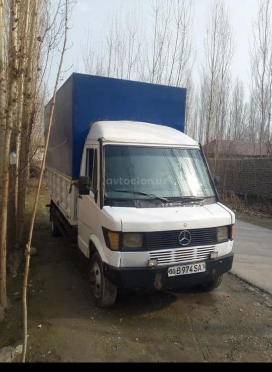 Mersades Benz 207 — 1
