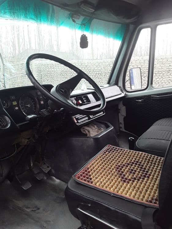 Mersades Benz 207 — 7