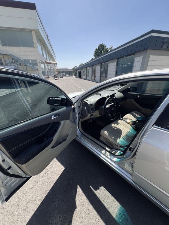 Nissan Altima Srochna sotiladi Metan gaz Gen bor naxtka — 4