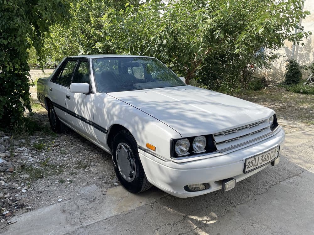 Nissan skyline 1987 — 3