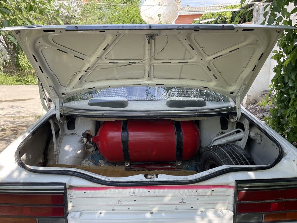 Nissan skyline 1987 — 6