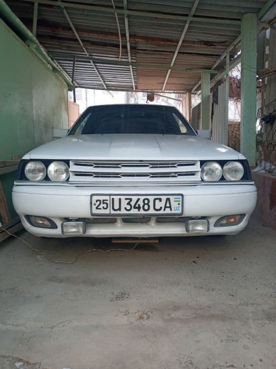 Nissan skyline 1987 — 8