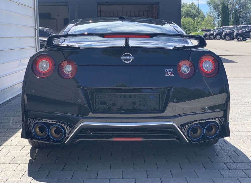 продается новый Nissan GTR 2024 — 2