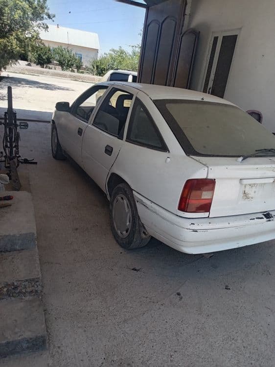 OPEL Vektra A C D — 4