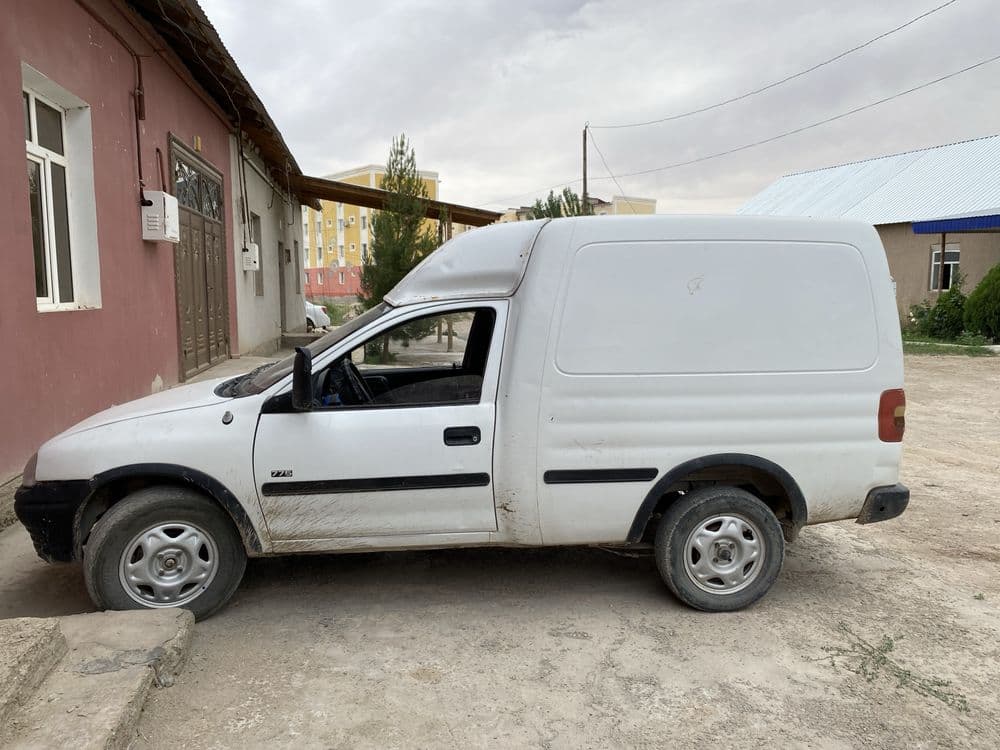 Opel Cambo 1992yil — 1