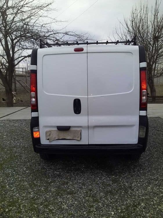 OPEL VIVARO микроавтобус сотилади — 2