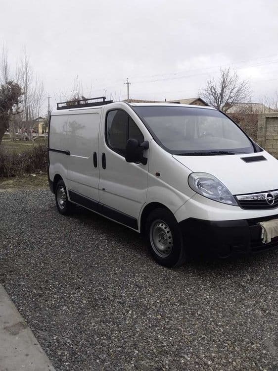 OPEL VIVARO микроавтобус сотилади — 3