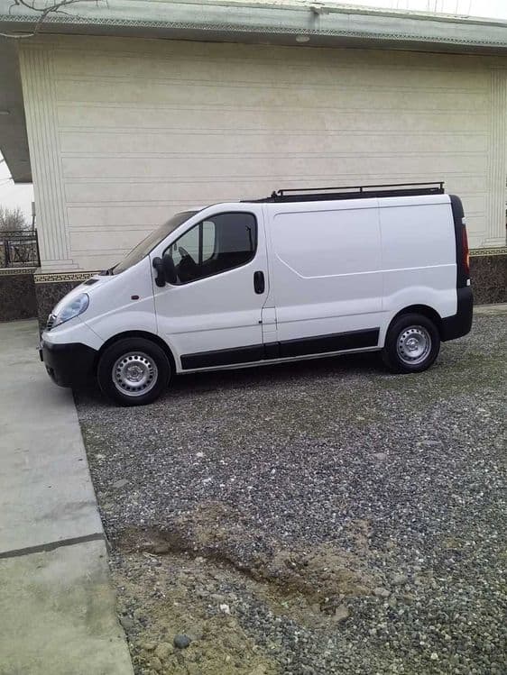 OPEL VIVARO микроавтобус сотилади — 4