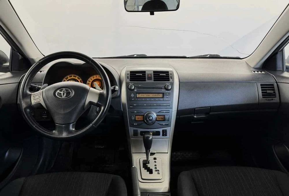 toyota corolla avtomat — 4