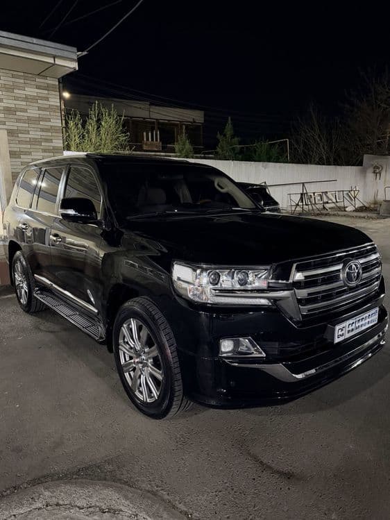 Toyota Land Cruiser 200 — 2