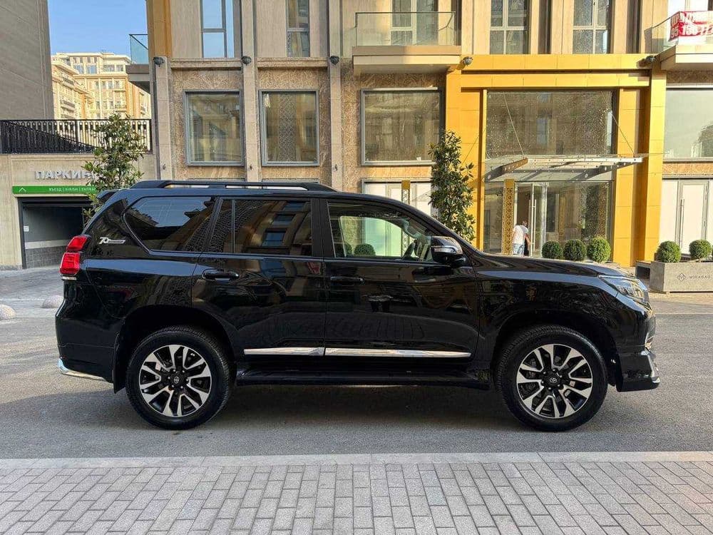 Tayotta - Land Cruiser Prado 150 yangi 2023 — 5