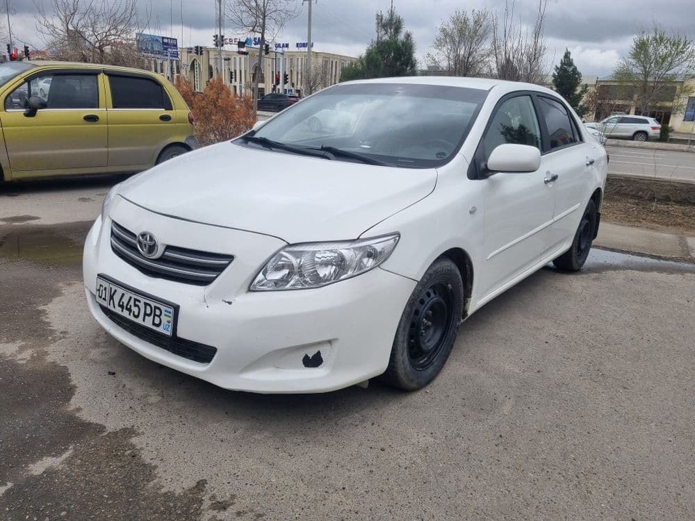 Toyota Corolla 2008 A.T benzinda — 1