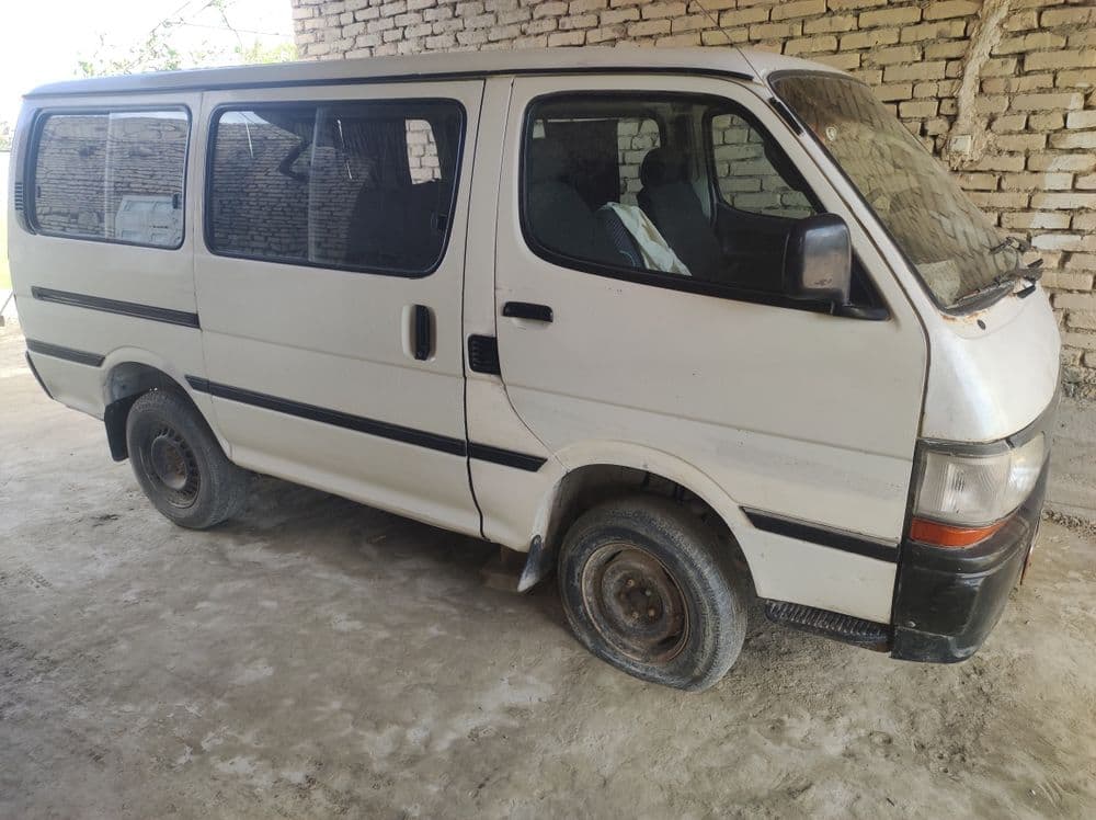 Toyota mikra avtobus sotiladi — 1