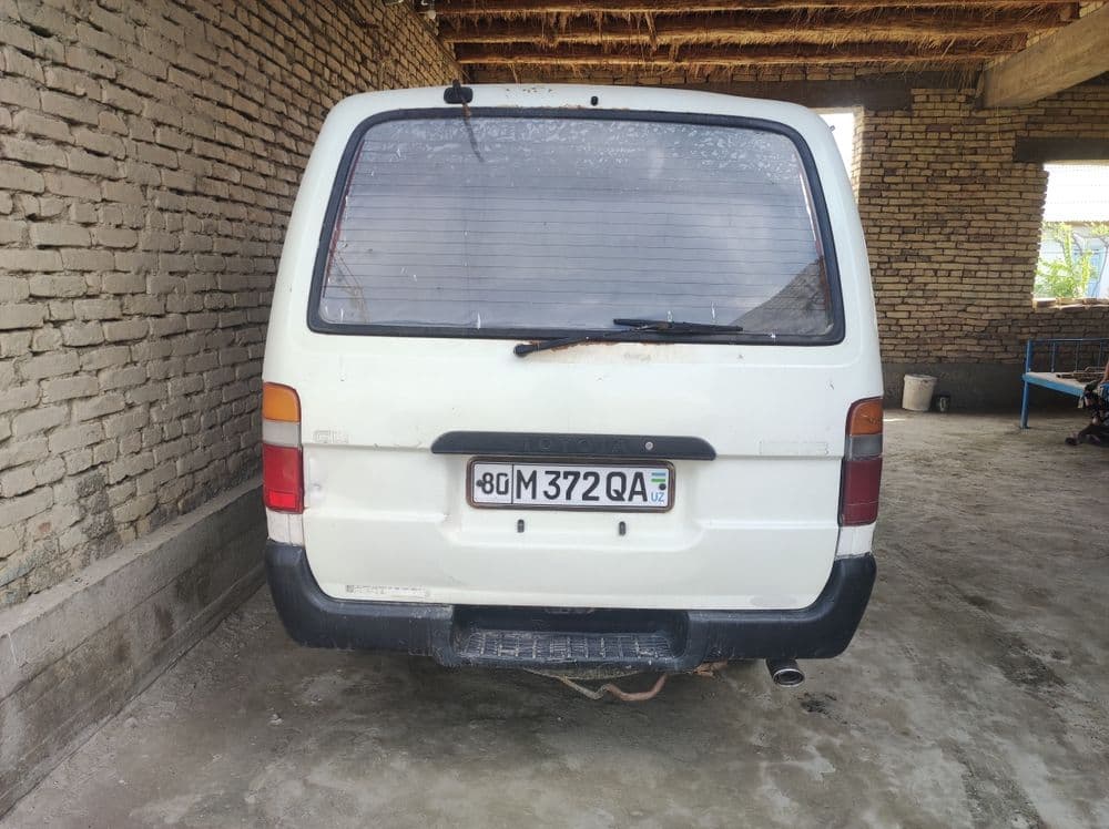 Toyota mikra avtobus sotiladi — 3