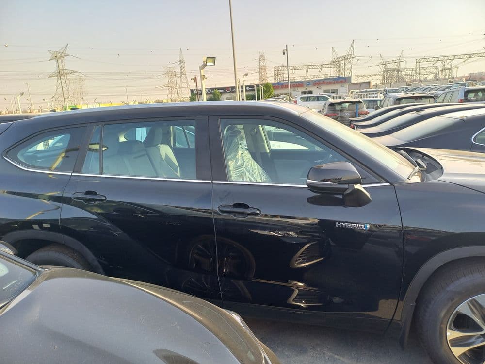 Toyota Highlander hybrid — 5