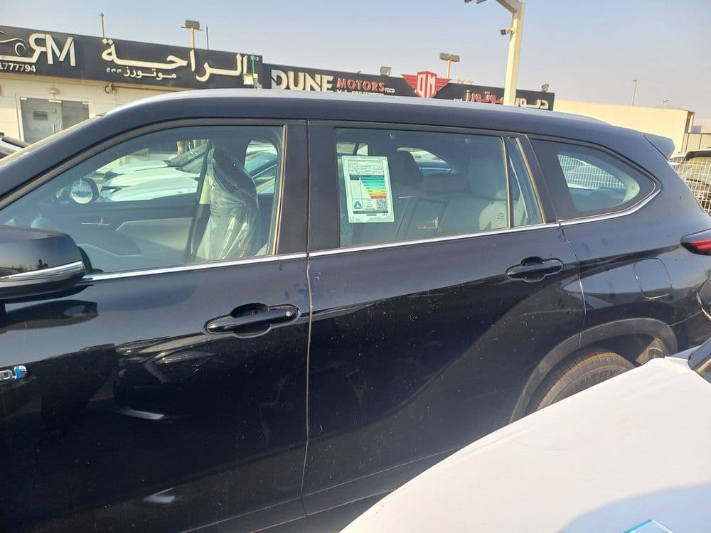 Toyota Highlander hybrid — 7