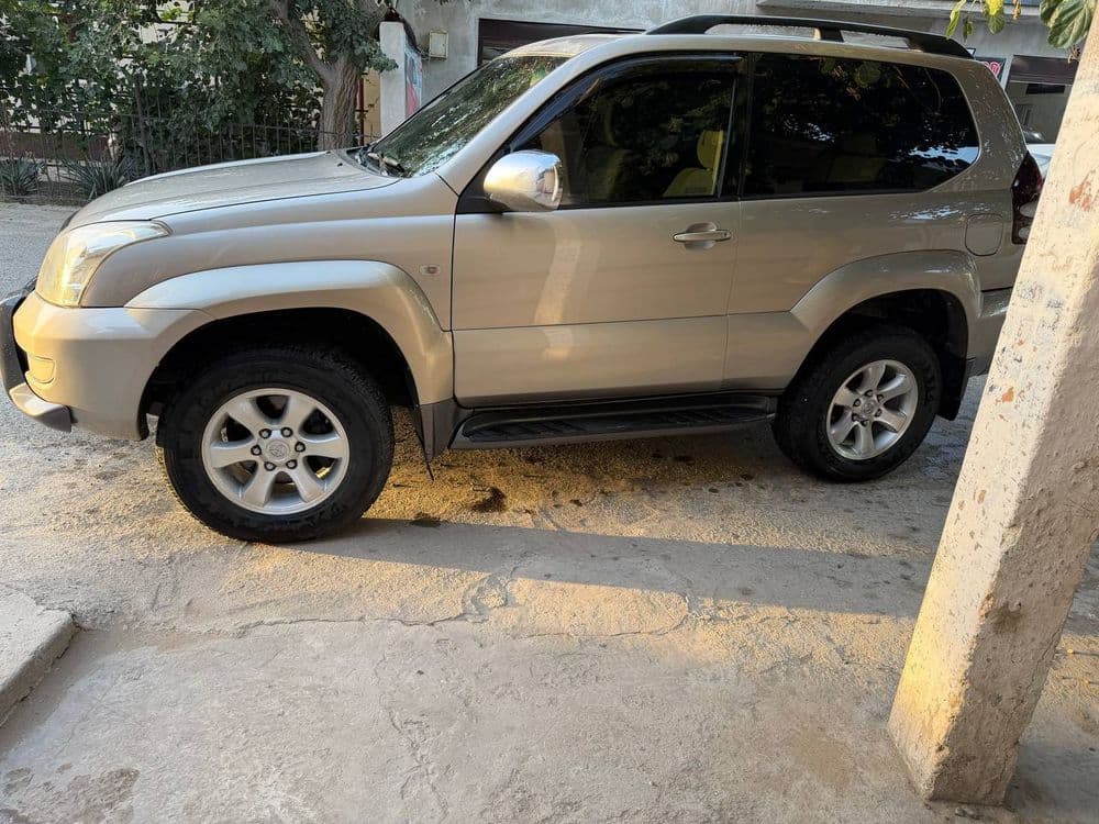 Prado kupe avtomobili sotiladi 23000 — 2