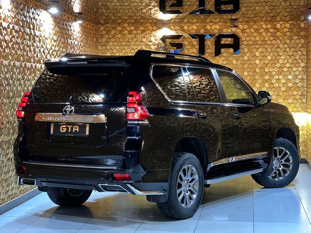 Tayota land cruiser Prado — 7