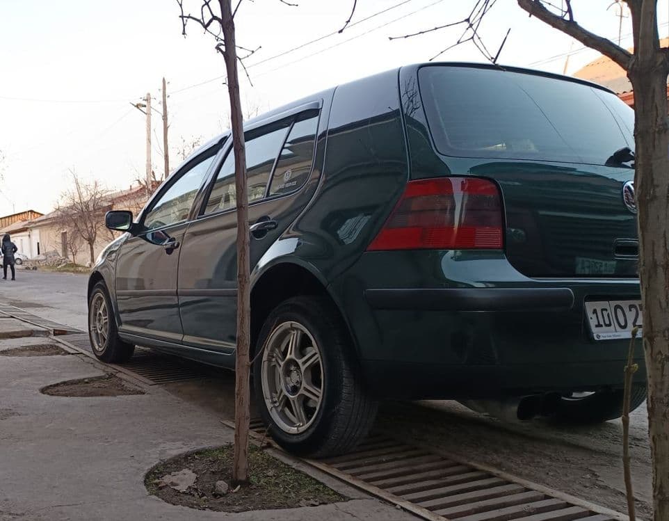 Продается срочно golf 4 — 3