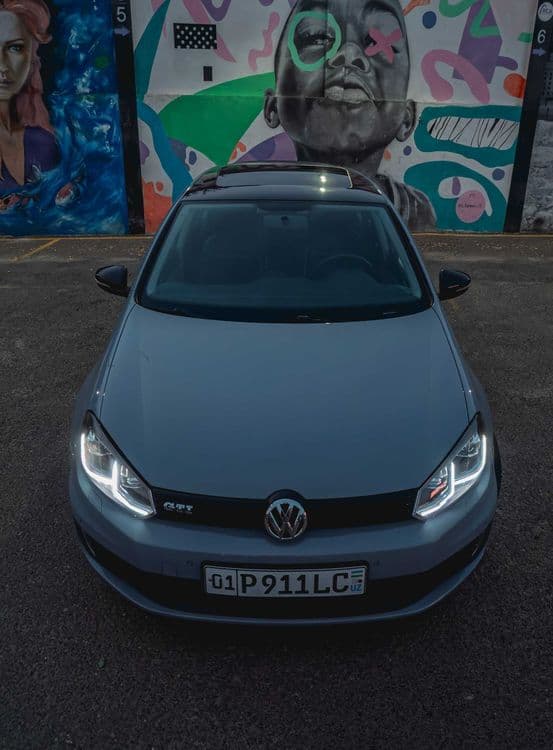 Volkswagen Golf 6 — 6