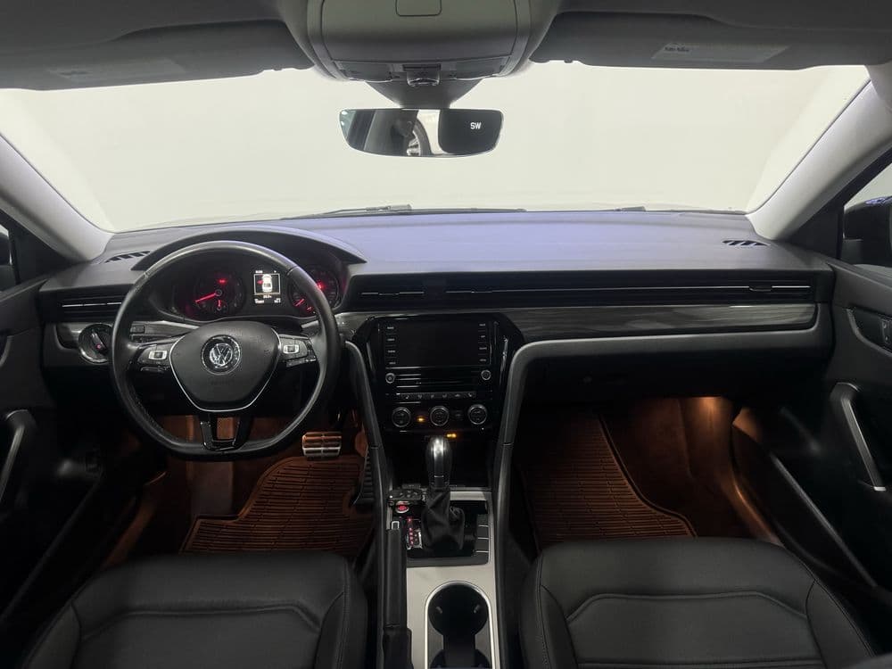 Volkswagen Passat 2.0  R-Line — 5
